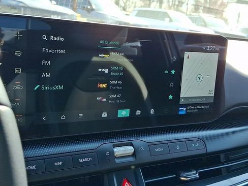 Certified 2025 Kia K4 GT-Line w/ GT-Line Premium Package image 17