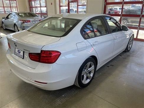 Used 2015 BMW 320i xDrive Sedan AWD/4WD image 7
