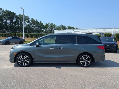 Used 2018 Honda Odyssey Elite image 6