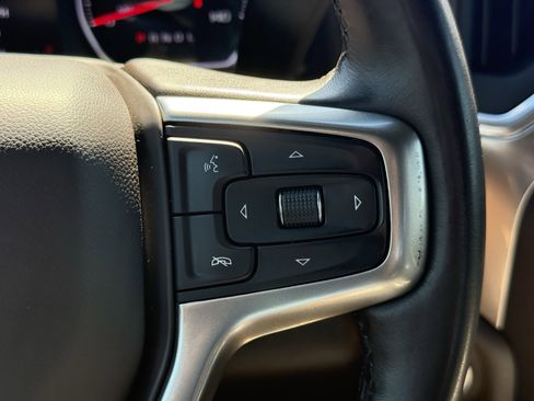 Used 2021 Chevrolet Silverado 1500 LT w/ Bed Protection Package RWD image 17