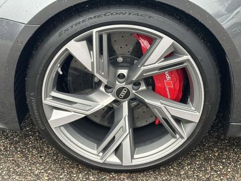 Used 2022 Audi RS 6 image 12