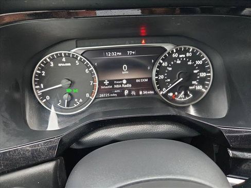 Used 2025 Nissan Pathfinder SV AWD/4WD image 11