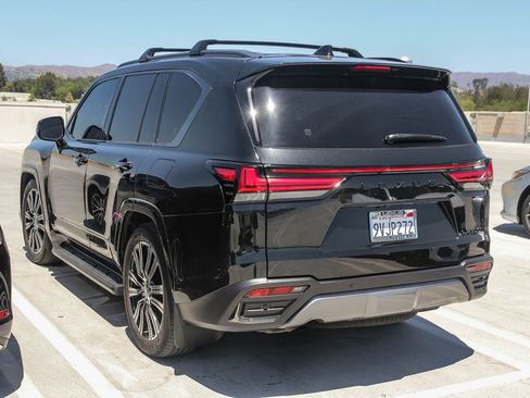 Used 2025 Lexus LX 700h Luxury w/ Appearance Package AWD/4WD image 6
