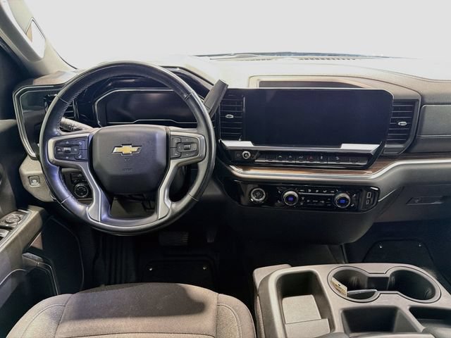 Certified 2024 Chevrolet Silverado 1500 LT w/ Z71 Off-Road Package AWD/4WD image 19