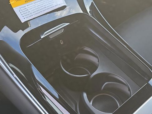 Used 2026 Mercedes-Benz GLC 300 4MATIC image 25