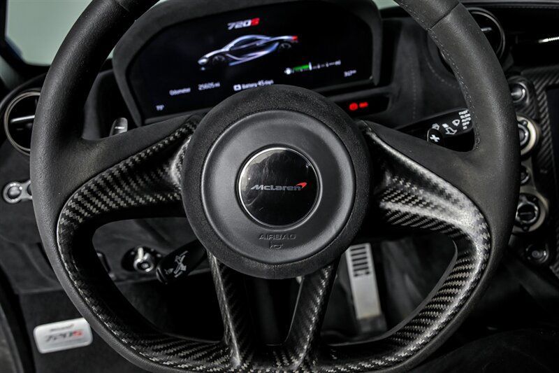 Used 2018 McLaren 720S RWD image 27