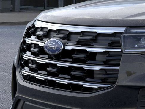 New 2026 Ford Explorer Active image 17