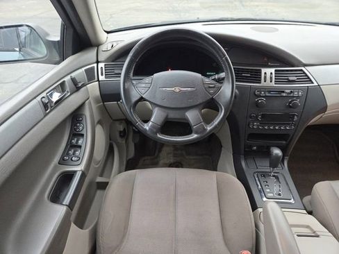 Used 2005 Chrysler Pacifica AWD w/ Cargo Convenience Group image 25