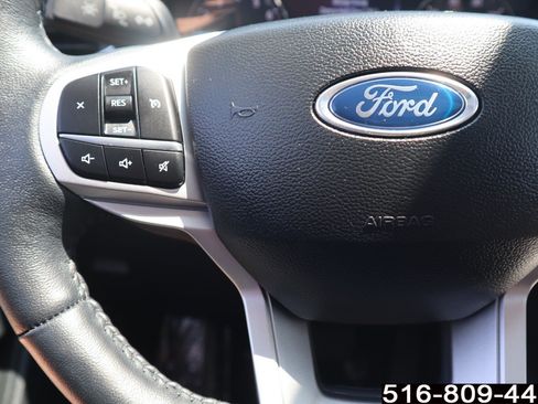 Used 2023 Ford Explorer XLT w/ Equipment Group 202A AWD/4WD image 21