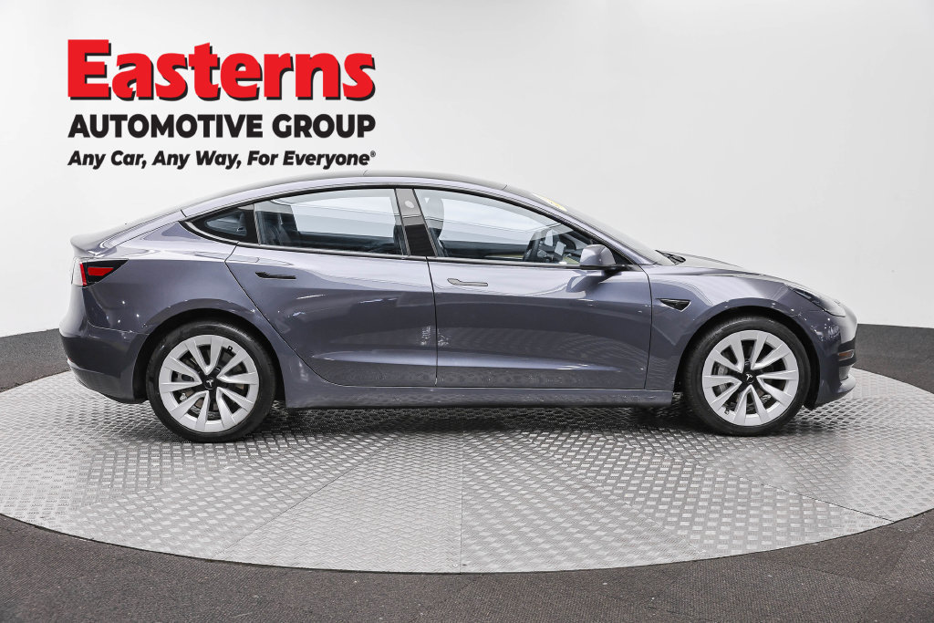 Used 2023 Tesla Model 3 Standard Range RWD image 5