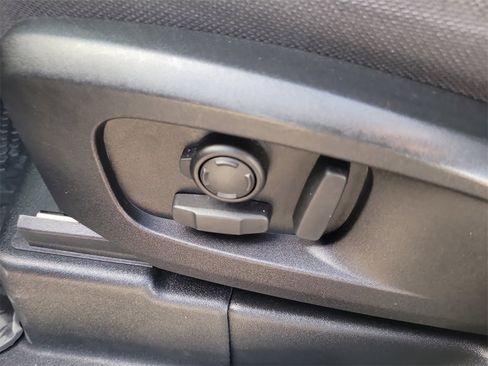 Used 2020 Land Rover Defender 110 X image 17