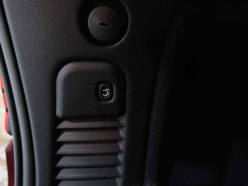 Used 2024 Dodge Durango GT image 11