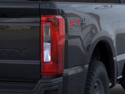 New 2026 Ford F350 XL w/ FX4 Off-Road Package AWD/4WD image 21