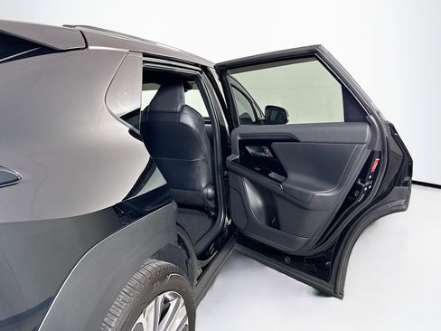 Used 2023 Subaru Solterra AWD image 32