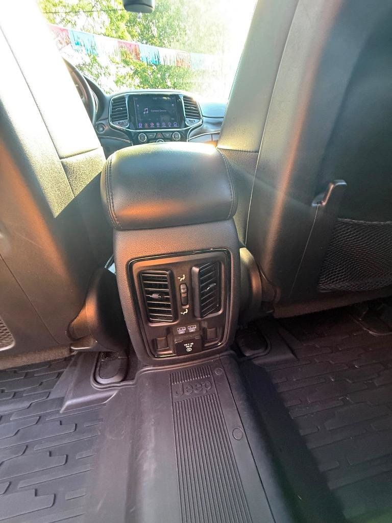 Used 2019 Jeep Grand Cherokee Limited X RWD image 24
