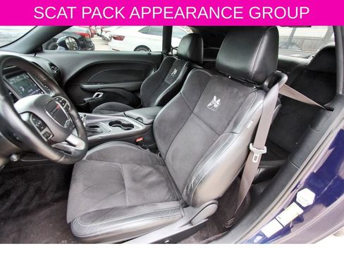 Used 2017 Dodge Challenger R/T Scat Pack w/ Dynamics Package RWD image 10
