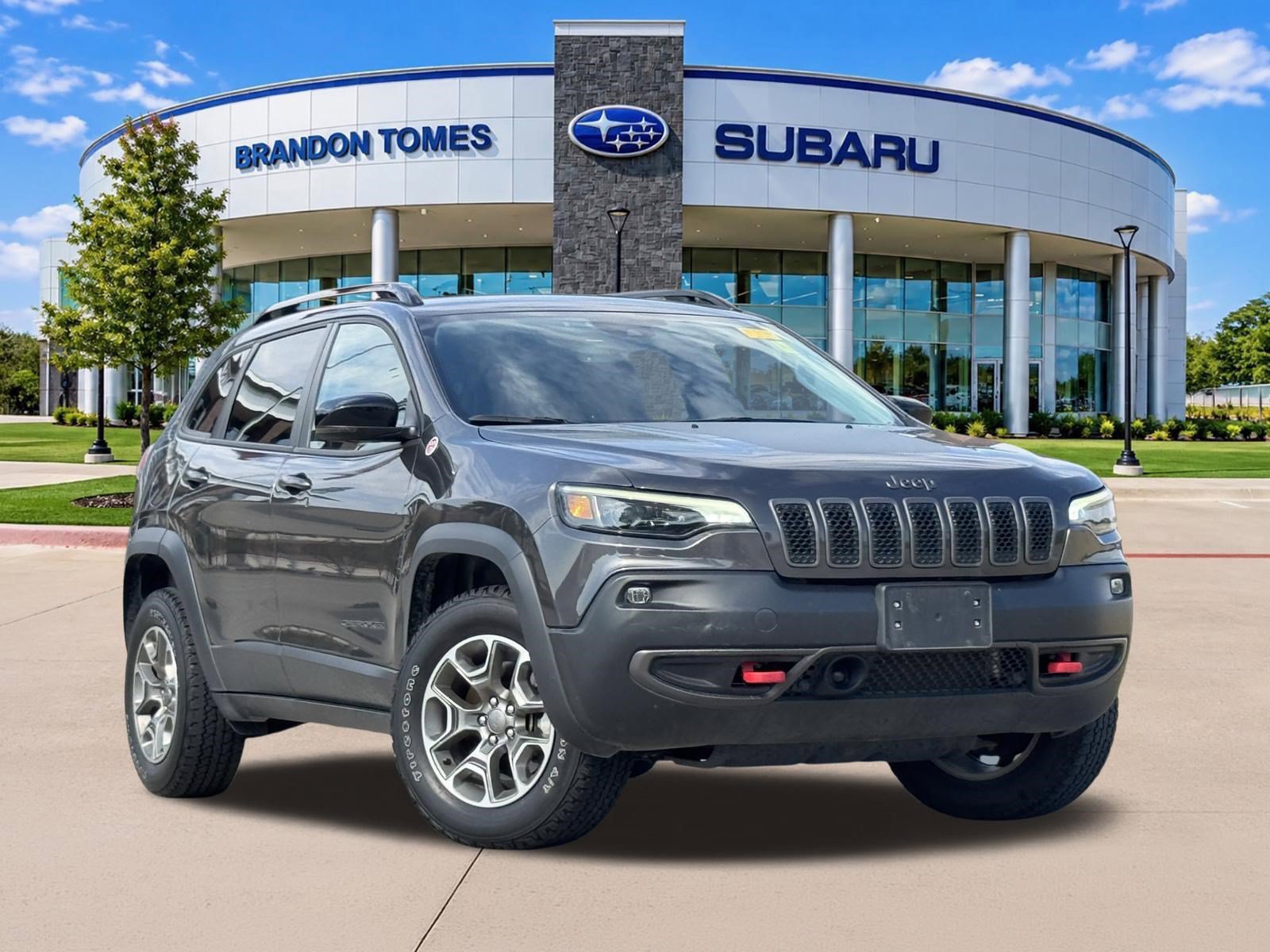 Used 2022 Jeep Cherokee Trailhawk w/ Technology Group B AWD/4WD image 1
