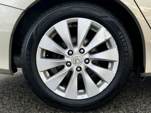 Used 2015 Honda Accord EX-L image 12