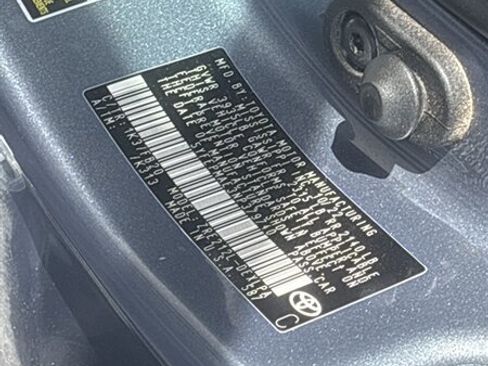 Used 2022 Toyota Corolla LE image 11