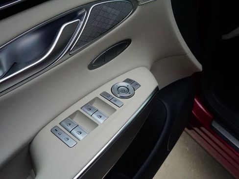 Certified 2026 Genesis GV70 2.5T Select image 14