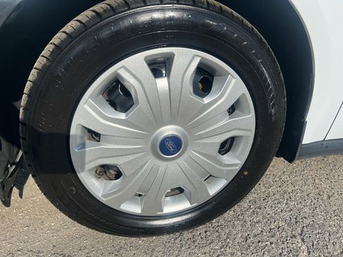 Used 2020 Ford Transit Connect XL image 9