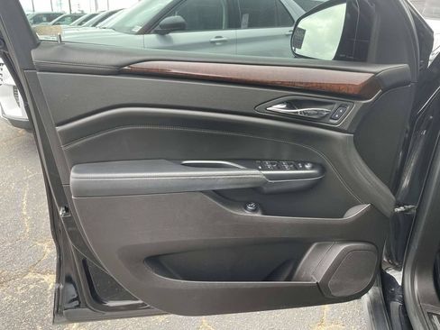 Used 2016 Cadillac SRX Luxury w/ Driver Awareness Package AWD/4WD image 15