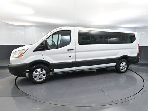 Used 2017 Ford Transit 350 XLT RWD image 11