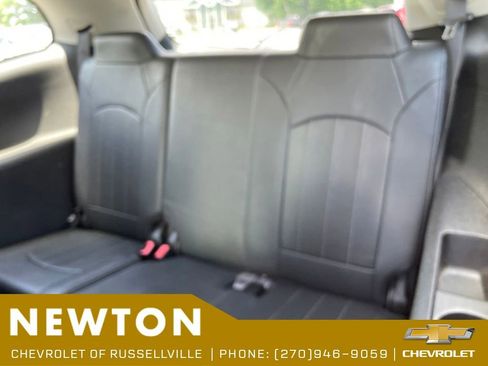 Used 2017 Buick Enclave Leather FWD image 34