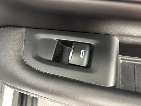 Used 2023 Chevrolet Suburban Premier RWD image 56