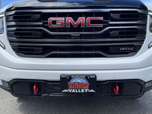 New 2026 GMC Sierra 1500 AT4 w/ AT4 Premium Package AWD/4WD image 32