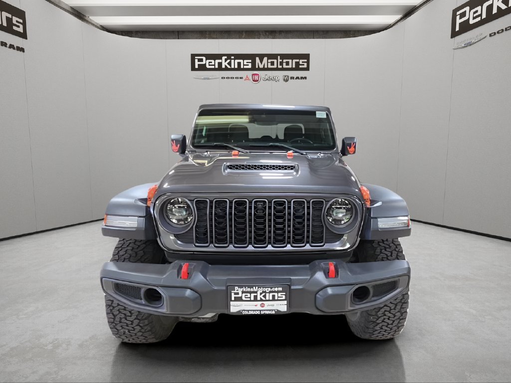 Certified 2024 Jeep Gladiator Mojave w/ Technology Group AWD/4WD image 9
