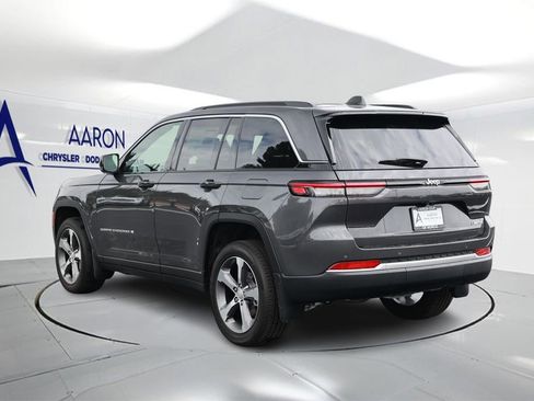 New 2026 Jeep Grand Cherokee Limited image 3
