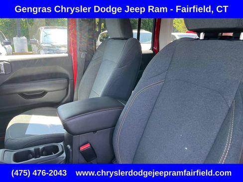 Certified 2025 Jeep Wrangler Unlimited Sahara w/ Safety Group AWD/4WD image 46