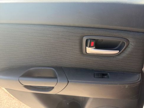Used 2008 MAZDA MAZDA3 i Touring FWD image 30
