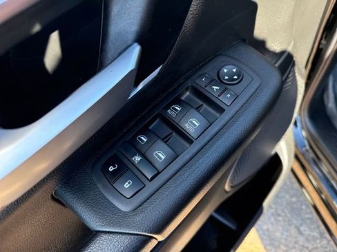 Used 2024 RAM 1500 Big Horn image 11