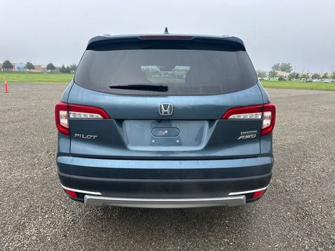 Used 2022 Honda Pilot Touring image 11