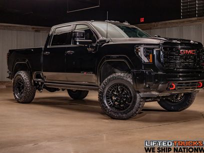 Used 2025 GMC Sierra 2500 AT4 w/ AT4 Premium Plus Package