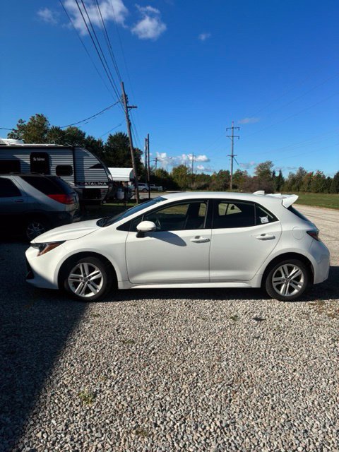 Used 2022 Toyota Corolla SE FWD image 2