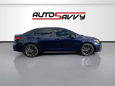 Used 2024 Toyota Corolla SE image 8