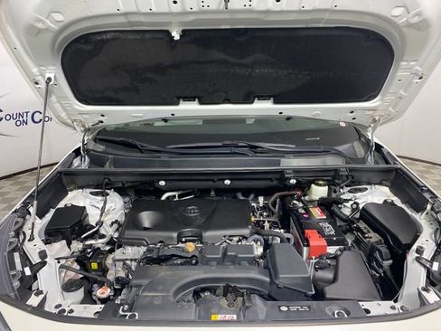 Certified 2022 Toyota RAV4 XLE Premium FWD image 22