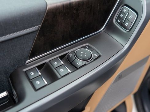 Used 2022 Ford F150 Lariat w/ Equipment Group 502A High image 20