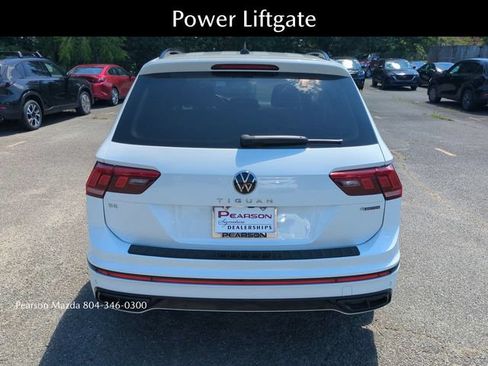 Used 2024 Volkswagen Tiguan SE R-Line AWD/4WD image 5