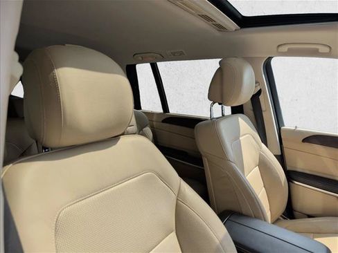 Certified 2017 Mercedes-Benz GLS 550 4MATIC image 22
