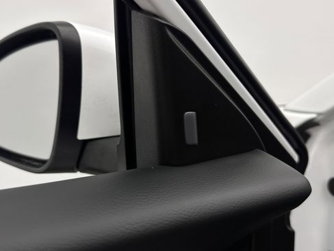 Used 2022 Nissan Sentra SV w/ Trunk Package FWD image 12