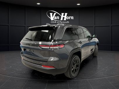 New 2026 Jeep Grand Cherokee Altitude