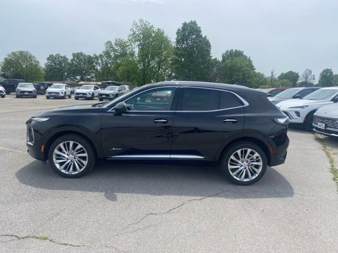 New 2025 Buick Envision Avenir image 3