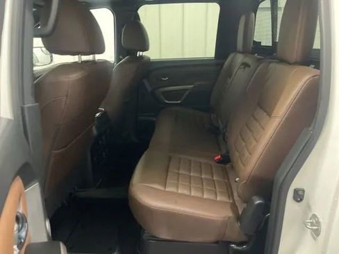 Used 2023 Nissan Titan Platinum Reserve w/ Moonroof Package image 11