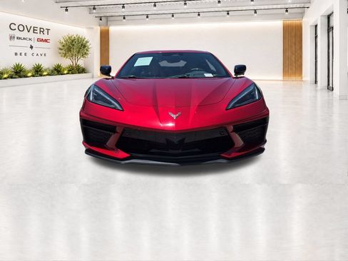 Used 2024 Chevrolet Corvette Stingray Preferred Cpe w/ Z51 Performance Package RWD image 3
