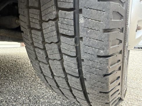 Used 2021 Ford Transit 250 Medium Roof AWD image 8