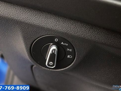 Used 2022 Volkswagen Jetta SE image 25